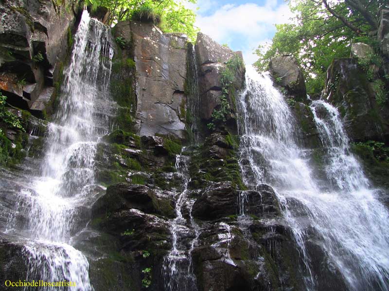  Image name: 06-cascate del dardagna.jpg 
 width: 800 pixel 
 height: 600 pixel 
 Size: 97324 bytes 
 Click to enlarge 